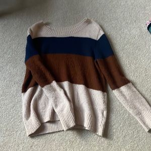 American Eagle sweater